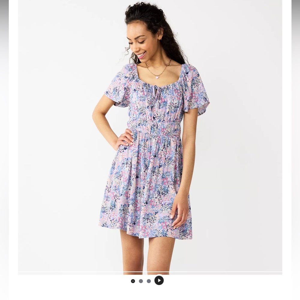 NWOT Juniors' Rewind Flutter Sleeve Skater Dress floral 3X